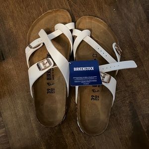 Brand new Birkenstock Mayari sandals